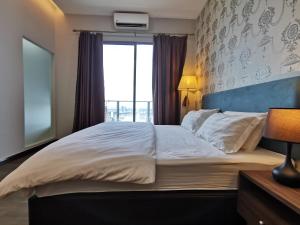 Mykey Silverscape B-39-07 Melaka City