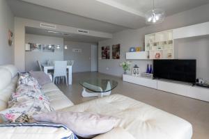 Sueños De Mar, 3 dormitorios, by Bookindenia