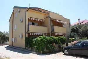 Apartments JTV Simuni - 伊穆尼