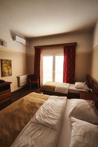 Family Room (3 Adults) room in Hotel Vila Emei