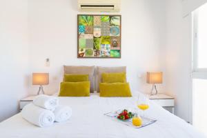 LU&CIA Málaga Skyline