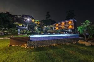 Phi Phi Chang Grand Resort