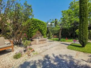 Hotels Hotel Sous les Figuiers - Piscine chauffee, parking, centre ville : photos des chambres