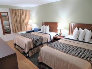 Double Room with Two Double Beds - Non-Smoking room in Smart Stay Inn - Saint Augustine
