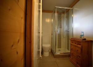 Chalets Chalet 10 Pers aux Carroz (CH719) : photos des chambres