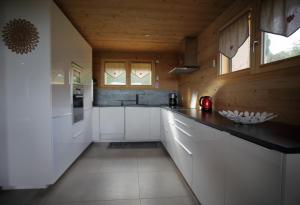 Chalets Chalet 10 Pers aux Carroz (CH719) : photos des chambres