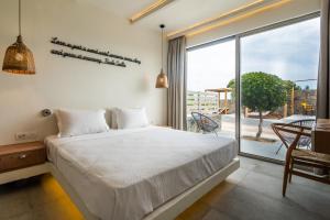 Double Room with Patio room in Hotel Milos Resort