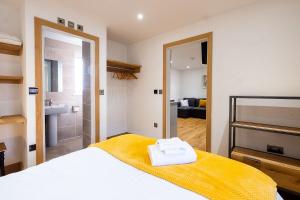 Three Tuns Apartments - Sycamore
