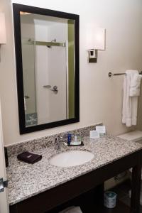King Suite - Accessible/Non-Smoking room in MainStay Suites