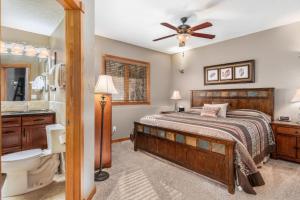 Mount Cirrus 10B Condo