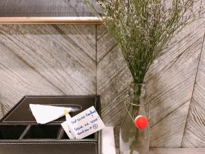 Luxurious Chinatown Hideaway