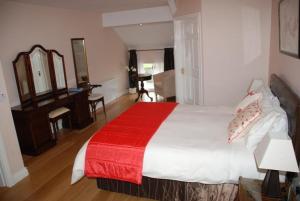 Double Room room in O'Briens Cashel Lodge