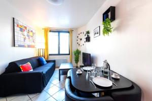 Appartements Appartement entier - Le mondrian - 1ch Check-in 24h : photos des chambres