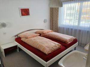 Three-Bedroom Apartment room in Haus Apollo