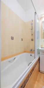 Warm clean and equipped apartment