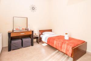 Cozy Family Home steps from the Beach