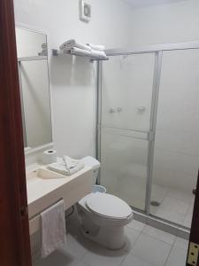 HI Huasteca Inn Hotel