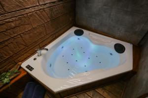 Casa Suculenta ,Monteverde con Jacuzzi Privado y LavanderĂa