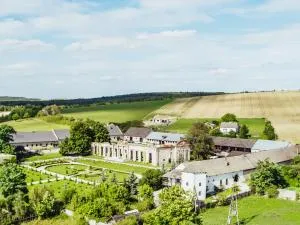 Zamek Rycerski - Jakubów