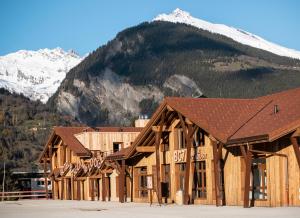 Hotels Hotel Base Camp Lodge - Bourg Saint Maurice : photos des chambres