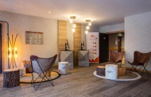 Hotels Hotel Base Camp Lodge - Bourg Saint Maurice : photos des chambres