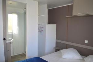 Campings Camping Les Trois Chateaux : photos des chambres