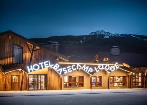 Hotels Hotel Base Camp Lodge - Bourg Saint Maurice : photos des chambres