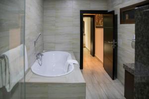 Twangale Resort & Spa