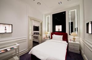 Deluxe Single Room room in Boutique-hotel Romanoff