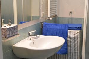Casa Mare Blue