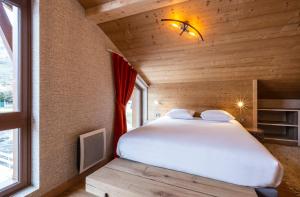 Hotels Hotel Base Camp Lodge - Bourg Saint Maurice : photos des chambres