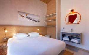 Hotels Hotel Base Camp Lodge - Bourg Saint Maurice : photos des chambres