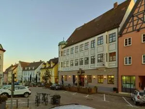 Lodner Hotel Drei Mohren - Lutzingen