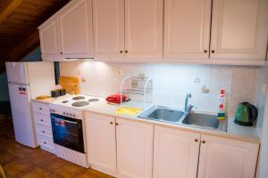 Yiannis apartments 1