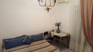 CENTER near the sea and metro and conference center of concert hall