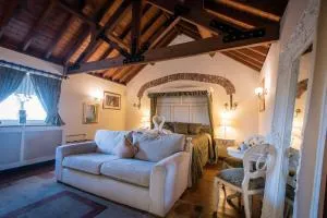 皇家纹章酒店 - 萨顿切尼