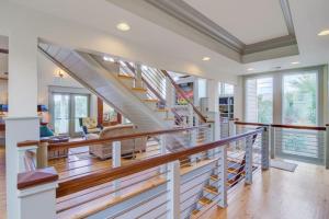 Holiday Home room in 2207 Cameron Blvd