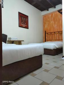 Kuching Waterfront Lodge