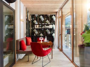 Small Luxury Hotel of the World - DasPosthotel