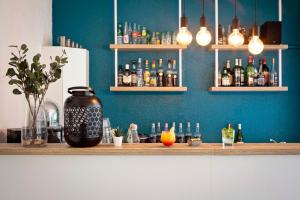 Hotels Kyriad Lyon Sud - Saint Genis Laval : photos des chambres