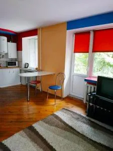 "центр Ж/Д" - 罗夫诺