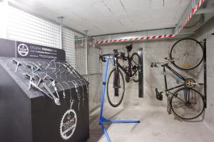 Two-Bedroom Apartment - Cycling Package room in Apartaments Posidonia