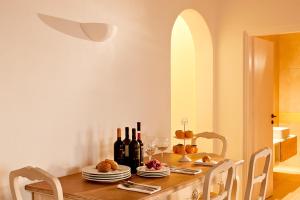 Thermes Luxury Villas And Spa Santorini Greece