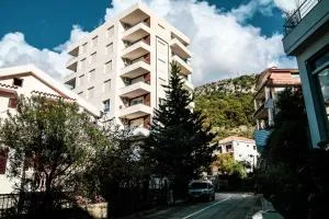 Apartments LM RESIDENCE - Rafailovići