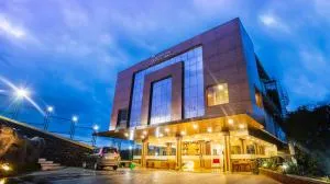 The Lake View Munnar - Munnar