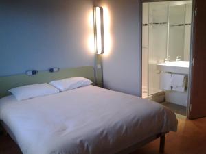 Hotels ibis budget Givet : photos des chambres