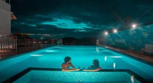 The Lake View Munnar