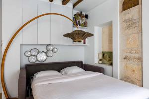 Veeve - Artistic Excellence in the Marais