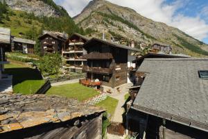 Chalet Aroleid Zermatt by Inspiringplaces Zermatt
