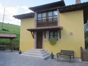 CASA RURAL LA MONTESINA - Llano-Con